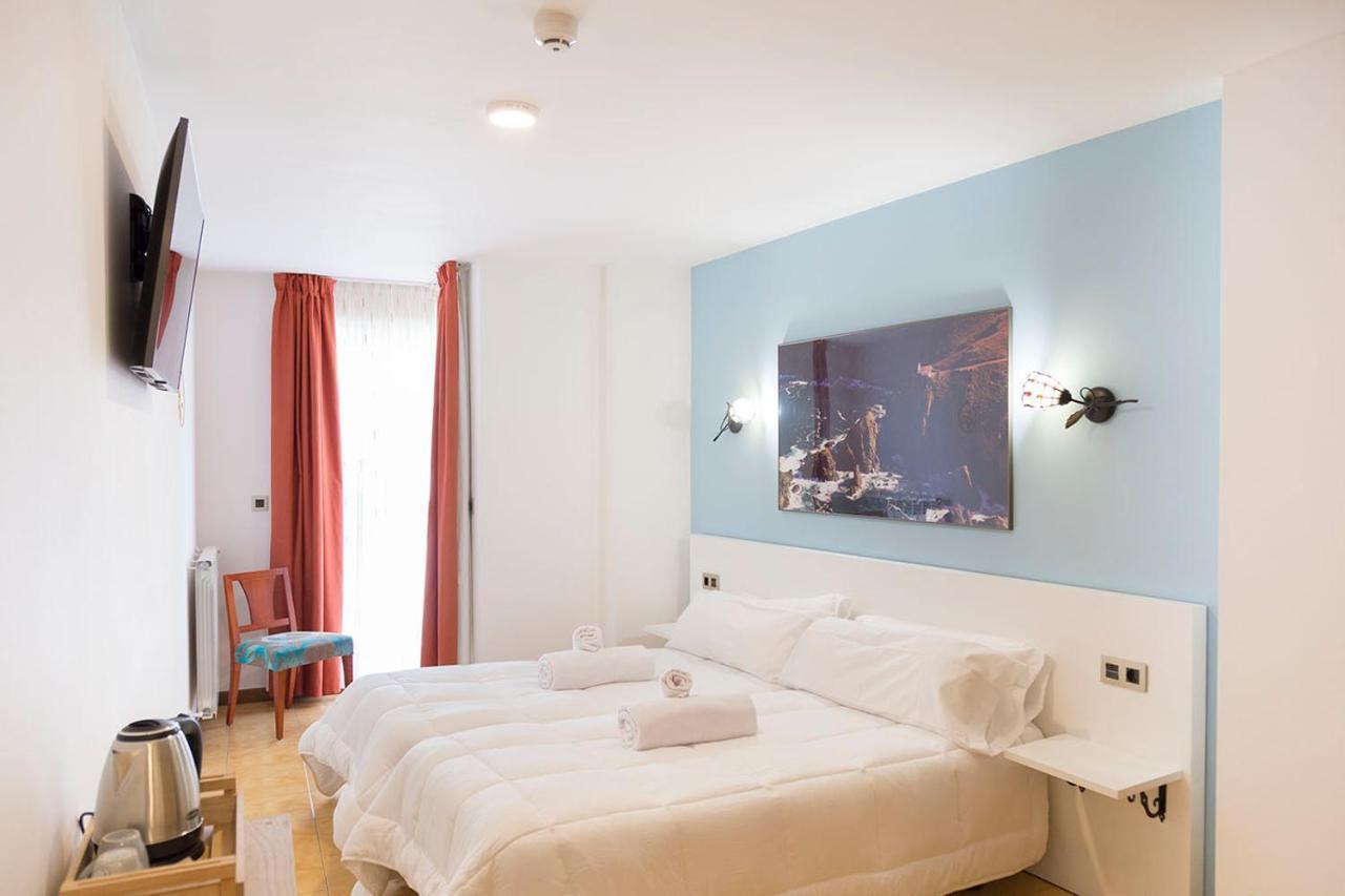 Stellae Luscofusco Hotel Сантяго де Компостела Екстериор снимка